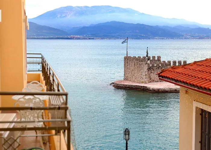 Vip Lepanto Castle Suites